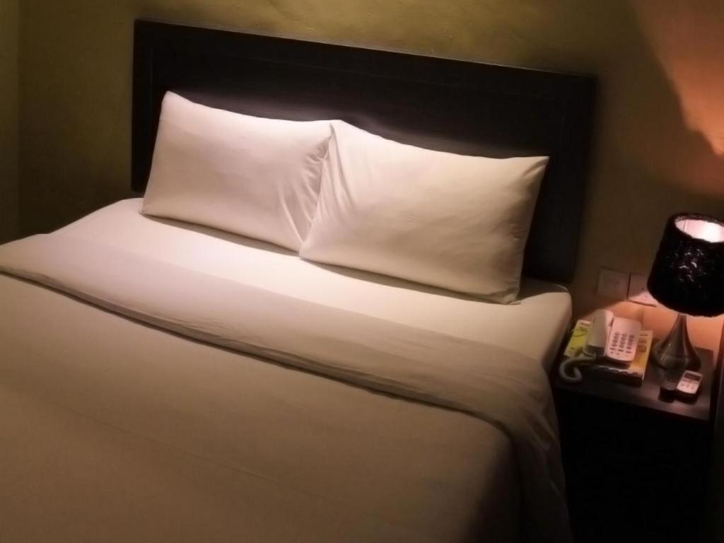 Zotel Business & Leisure Hotel Kuching Buitenkant foto